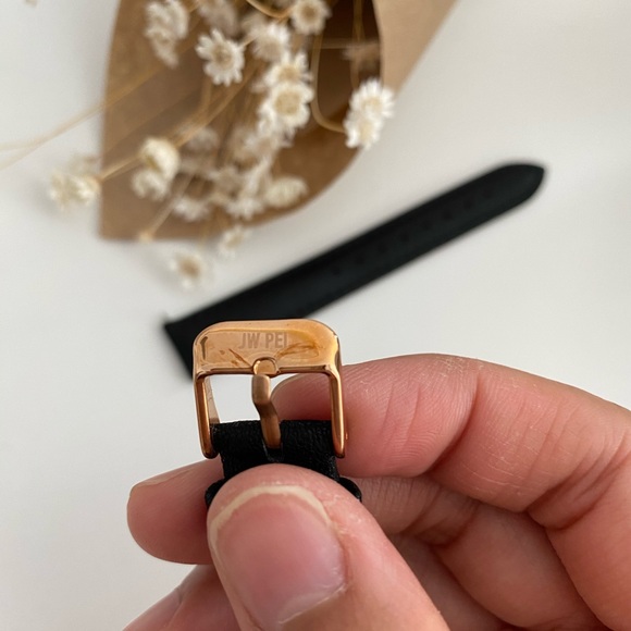 JW Pei 16mm Vegan Leather Watch Strap in Black - Picture 2 of 3